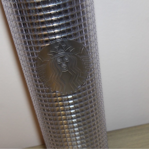 Starbucks 2020 Holiday Silver Studded Grid 24oz Cold Cup Tumbler Disco Winter - Picture 2 of 6